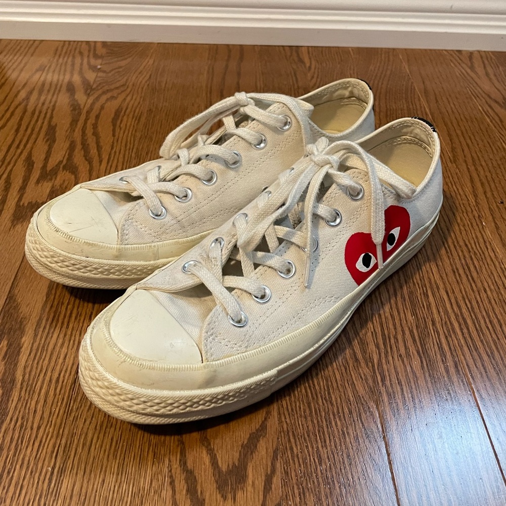 Converse x Comme des Garçons PLAY Chuck 70 Low Top Sneakers